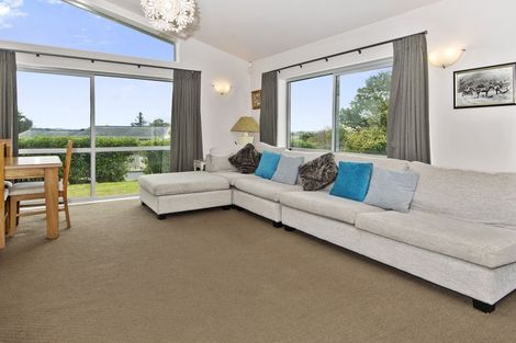 Photo of property in 4a Barberton Terrace, Red Hill, Papakura, 2110