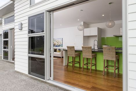 Photo of property in 230 Jack Lachlan Drive, Beachlands, Auckland, 2018