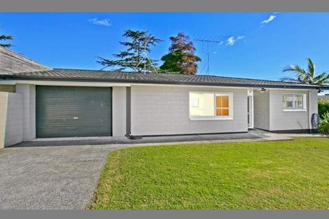 Photo of property in 2/1 Raeben Avenue, Hillcrest, Auckland, 0627