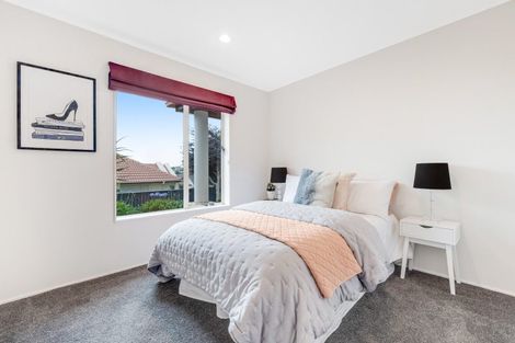 Photo of property in 9 Kentia Way, Somerville, Auckland, 2014