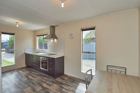 Photo of property in 36 Acacia Street, Kelvin Grove, Palmerston North, 4414