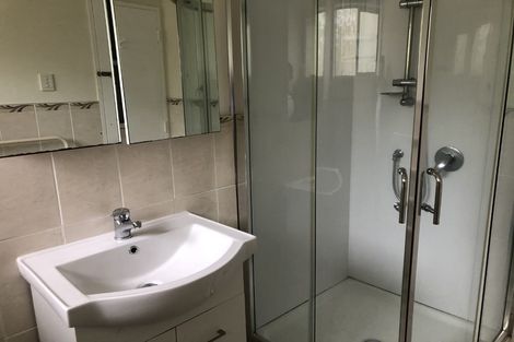 Photo of property in 81 Thurleigh Grove, Karori, Wellington, 6012