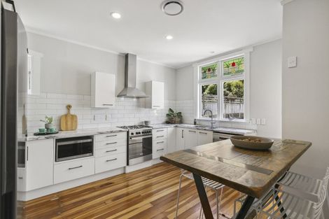 Photo of property in 175 Coutts Street, Rongotai, Wellington, 6022