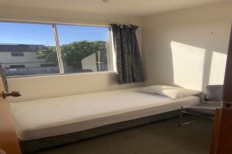 Photo of property in 3 Brook Street, Milford, Auckland, 0620