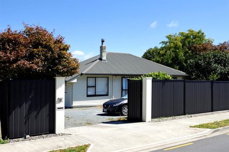 Photo of property in 72 Bateup Road, Richmond, 7020