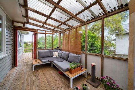 Photo of property in 162 Seaview Road, Westown, New Plymouth, 4310