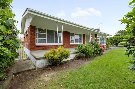 Photo of property in 2 Golden Place, Fairfield, Hamilton, 3214