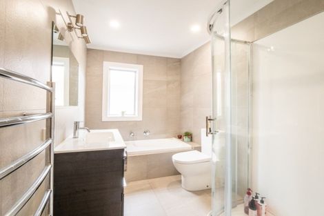 Photo of property in 4 De Carle Street, Saint Kilda, Dunedin, 9012