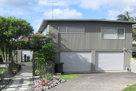 Photo of property in 17 Kiri Place, Mairangi Bay, Auckland, 0630