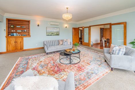Photo of property in 4 Hillside Terrace, Saint Johns Hill, Whanganui, 4500