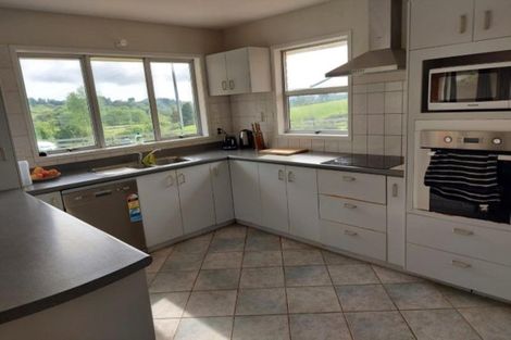 Photo of property in 327 Pine Valley Road, Dairy Flat, Silverdale, 0992