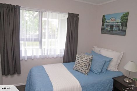Photo of property in 75a Willis Road, Papakura, 2110