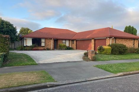 Photo of property in 59 Apsley Drive, Avonhead, Christchurch, 8042