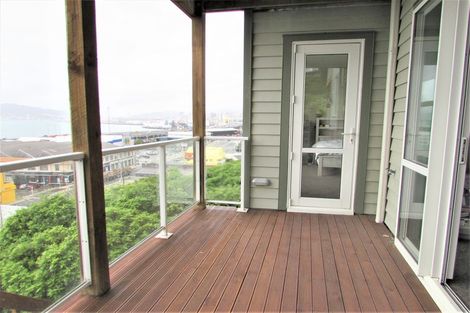 Photo of property in 20 Cameron Street, Kaiwharawhara, Wellington, 6035