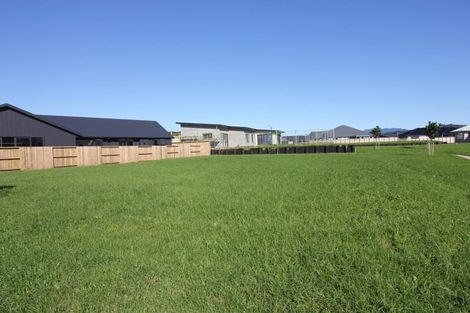 Photo of property in 19 Ngaroma Crescent, Whitianga, 3510