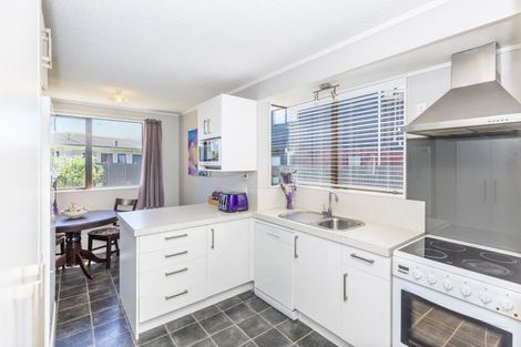 Photo of property in 8a Sunnyside Road, Nawton, Hamilton, 3200