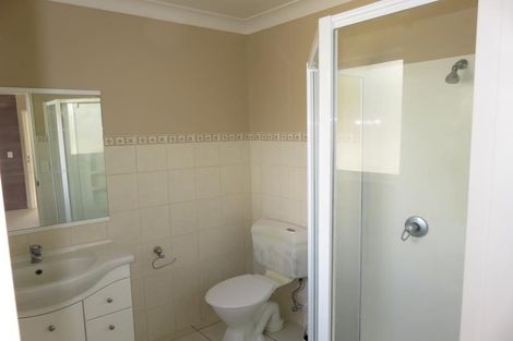 Photo of property in 10 Chippenham Grove, Churton Park, Wellington, 6037