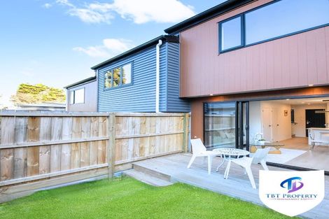 Photo of property in 3/11 Stottholm Road, Titirangi, Auckland, 0604