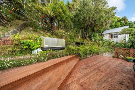 Photo of property in 35 Nottingham Street, Karori, Wellington, 6012