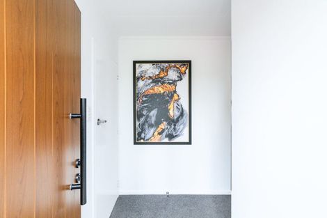 Photo of property in 5 Westhaven Grove, Takaro, Palmerston North, 4412