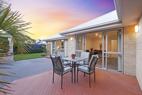 Photo of property in 5 Foresters Crescent, Parklands, Christchurch, 8083