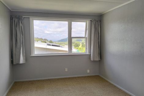 Photo of property in 15 Manor Drive, Stokes Valley, Lower Hutt, 5019
