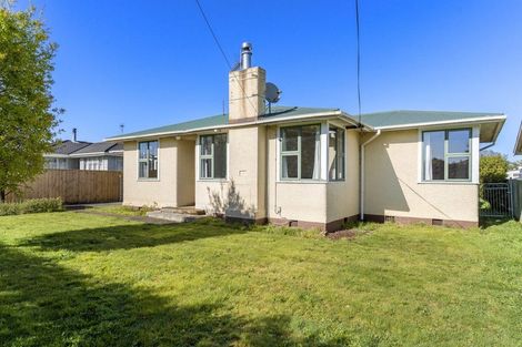 Photo of property in 4 Diamond Street, Carterton, 5713