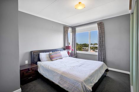 Photo of property in 10a Cowling Road, Hurdon, New Plymouth, 4310