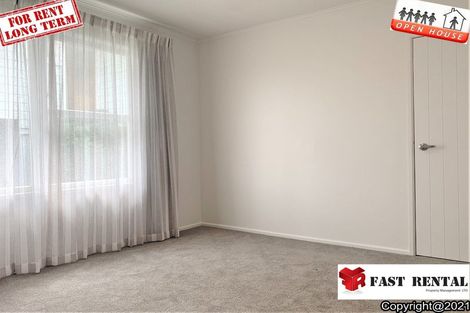 Photo of property in 83 Red Beach Road, Red Beach, 0932