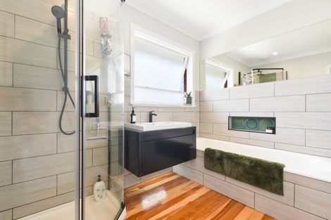 Photo of property in 44 Hooker Avenue, Chedworth, Hamilton, 3210