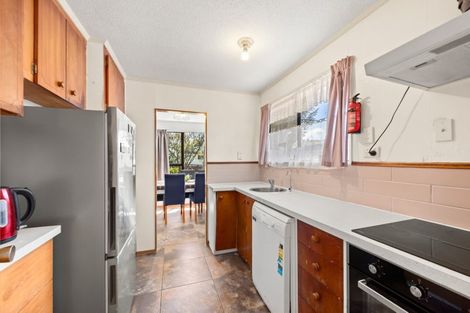 Photo of property in 2 Bogle Grove, Stokes Valley, Lower Hutt, 5019