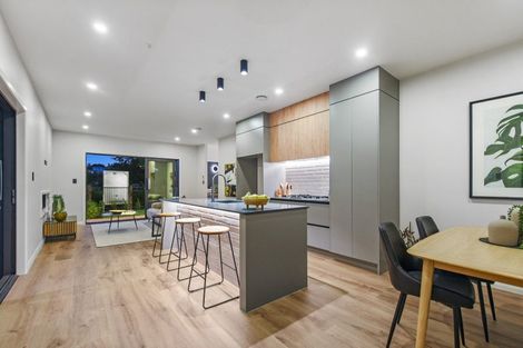 Photo of property in 1/64 Banbury Crescent, Fairfield, Hamilton, 3214