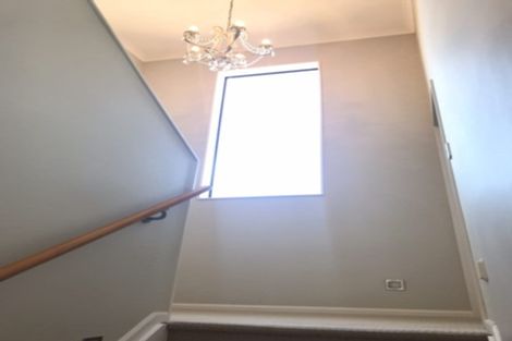 Photo of property in 36 Seresin Crescent, Flat Bush, Auckland, 2016