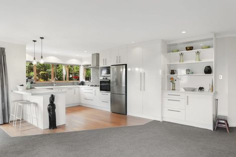 Photo of property in 235a Titirangi Road, Titirangi, Auckland, 0604