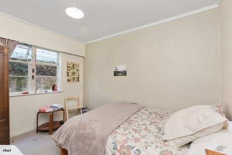 Photo of property in 11 Maarama Crescent, Aro Valley, Wellington, 6021