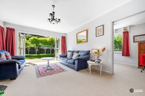 Photo of property in 11 Pinehaven Road, Pinehaven, Upper Hutt, 5019