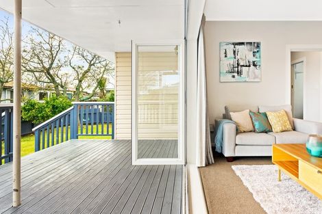 Photo of property in 60 Pomaria Road, Henderson, Auckland, 0610