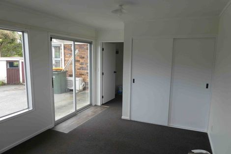 Photo of property in 1/22 Robert Burke Place, Henderson, Auckland, 0612