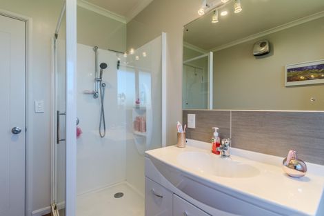 Photo of property in 27 Rhoboro Road, Twizel, 7901