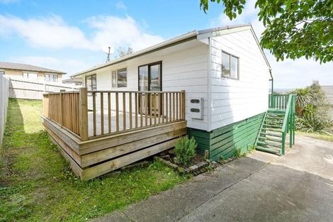 Photo of property in 2/185a Royal Road, Massey, Auckland, 0614