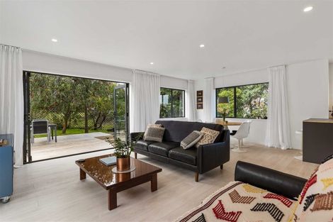 Photo of property in 2/12 Fallow Street, Browns Bay, Auckland, 0630