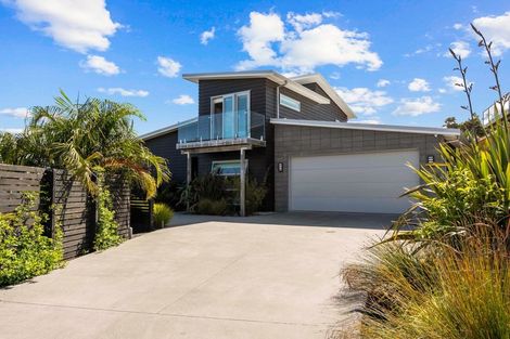 Photo of property in 1830 Ngunguru Road, Ngunguru, Whangarei, 0173