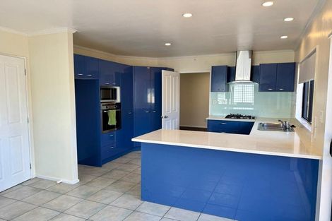 Photo of property in 24a Reeves Road, Pakuranga, Auckland, 2010