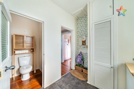 Photo of property in 7 Vincent Street, Waterloo, Lower Hutt, 5011