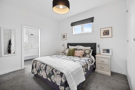 Photo of property in 12 Mays Road, St Albans, Christchurch, 8052