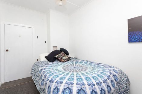 Photo of property in 32 Cole Street, Dannevirke, 4930