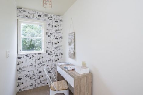 Photo of property in 51 Renown Road, Raumati South, Paraparaumu, 5032