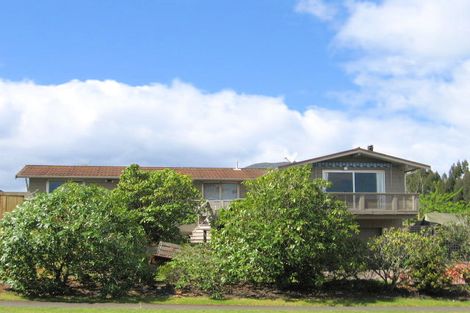 Photo of property in 94 Tamatea Road, Taupo, 3330