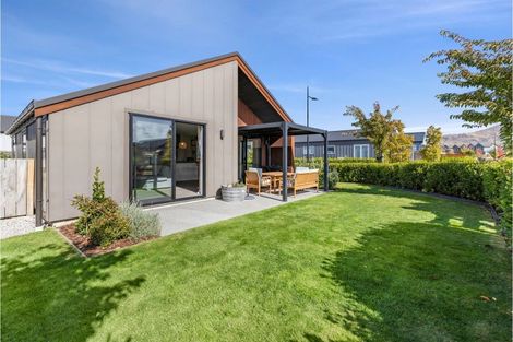 Photo of property in 14 Mount Burke Street, Wanaka, 9305