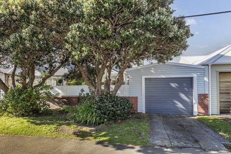 Photo of property in 59 Hector Street, Seatoun, Wellington, 6022